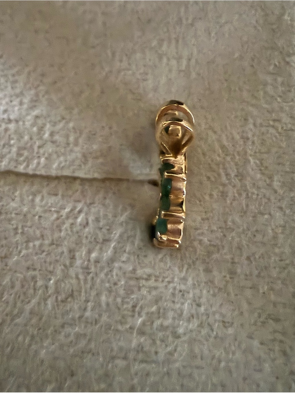 14KTGold Heart Pendant Necklace with Emerald-Green Stones - Picture 3 of 5